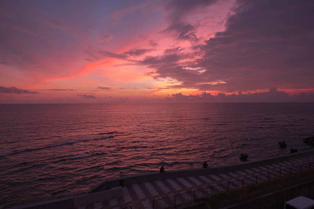 Hotel Sunset Terrace Chatan Eksteriør billede